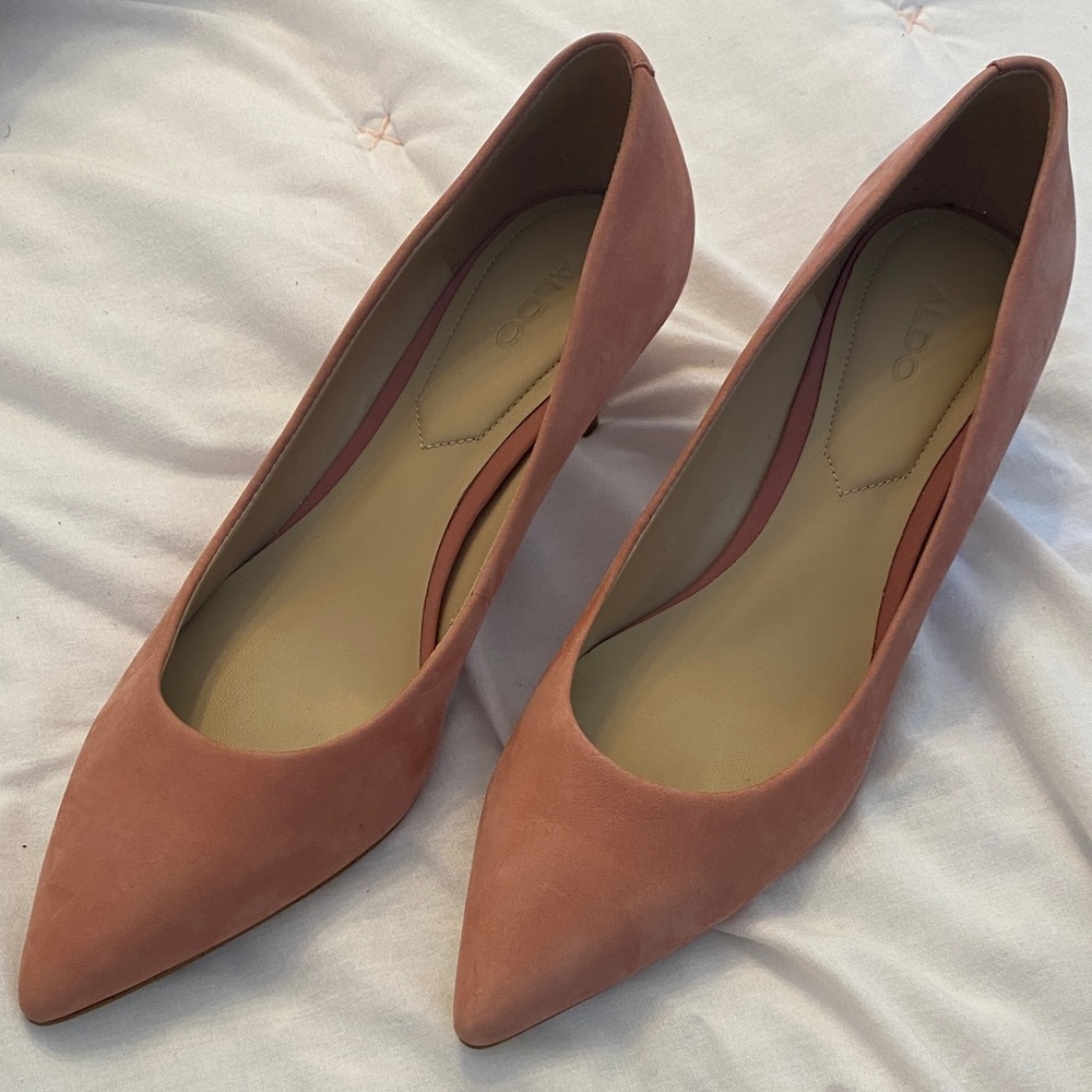 Aldo Dusty Rose Pointed Toe Suede Heels